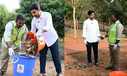 Minister Nara Lokesh: పార్క్‌లో చెత్తను శుభ్రం చేసిన మంత్రి లోకేష్