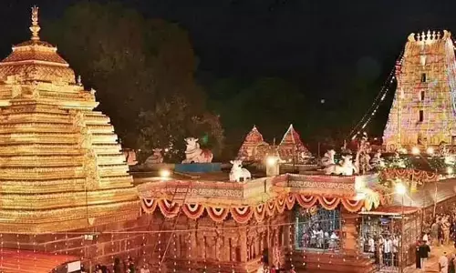 శ్రీశైలం దేవస్థానం పేరుతో నకిలీ వెబ్‌సైట్.. మోసపోయిన భక్తులు