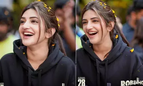 Sreeleela: క్యూట్ స్మైల్‌తో కట్టిపడేస్తున్న యంగ్ బ్యూటీ.. ఫొటోలు వైరల్
