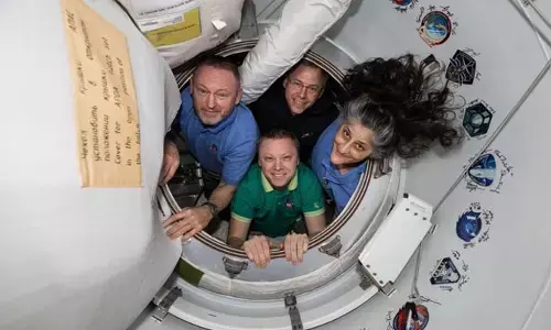 NASA: కొద్ది గంటల్లో భూమి మీదకు సునీతా విలియమ్స్.. స్పేస్ నుంచి తిరుగుపయనం!