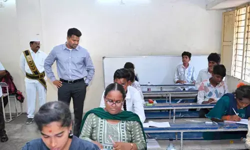 Tenth Exams: ఏపీలో పది పరీక్షలు ప్రారంభం
