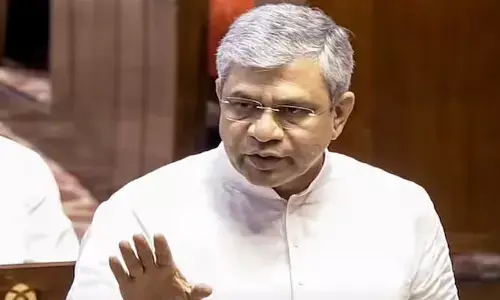 Ashwini Vaishnaw:  రైలు చార్జీలు భారత్‌లోనే తక్కువ.. కేంద్ర మంత్రి అశ్వినీ వైష్ణవ్