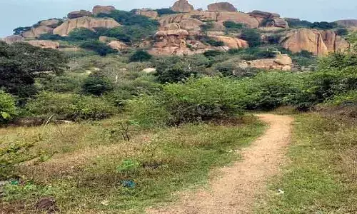 రాచకొండ బాటను బాగు చేయండి