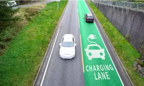 Electric Roads: ఈవీలకు గుడ్ న్యూస్.. ఎలక్ట్రిక్ రోడ్లు వచ్చేస్తోన్నాయ్!