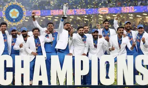 BCCI: టీమిండియా ఆటగాళ్లకు బీసీసీఐ సర్‌ప్రైజ్.. భారీగా క్యాష్ రివార్డ్