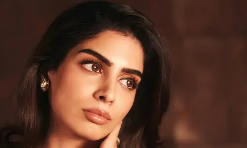 Khushi Kapoor : కిల్లింగ్ లుక్స్ తో సెగలు రేపుతున్న ఖుషీ కపూర్