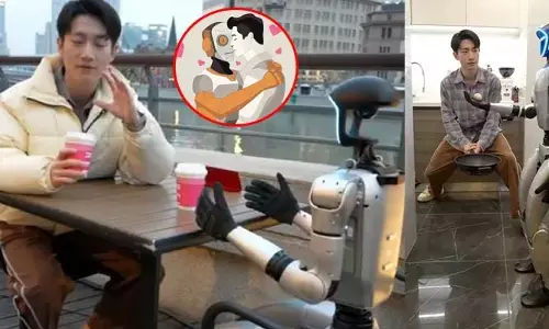 Dating robot : రొబోతో రొమాన్స్.. ఆ పని కోసం లక్షలు ఖర్చుపెట్టి..!