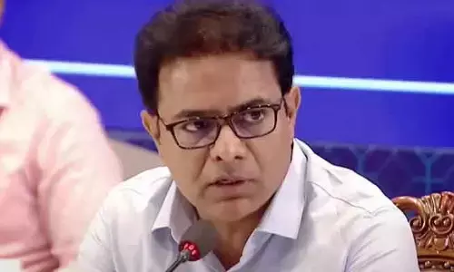 KTR: కేంద్రం బిగ్ బ్రదర్⁬లా ఉండాలి.. బిగ్‌‌బాస్⁬లా కాదు: కేటీఆర్