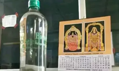 Tirumala News:తిరుమలలో మళ్లీ ప్లాస్టిక్ బాటిళ్లు?.. కారణం ఇదే!