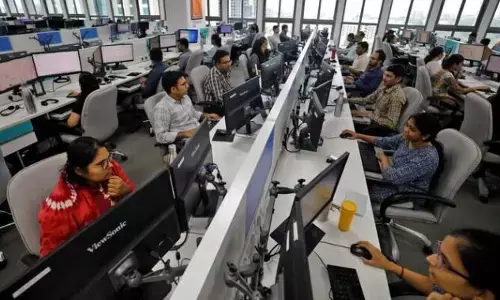 More work-less pay: పని ఎక్కువ.. జీతం తక్కువ.. భారతీయుల దుస్థితిపై సంచలన రిపోర్ట్!