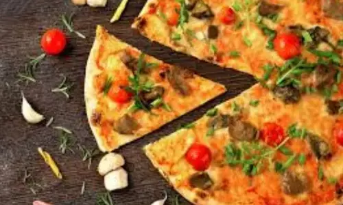 Pizza Tip: టిప్‌ తక్కువ ఇచ్చిందని ప్రెగ్నెంట్‌ను 14సార్లు బాదిన డెలవరీ బాయ్!