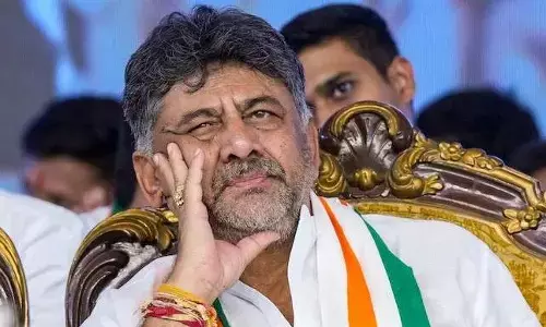 రాజ్యంగం మార్పు అంశంపై తీవ్ర దుమారం
