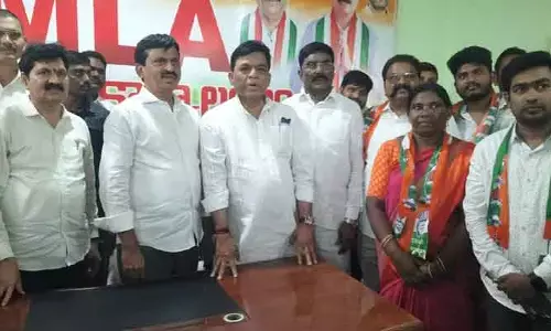 దుమ్ముగూడెంలో బీఆర్‌ఎస్‌కు భారీ షాక్‌