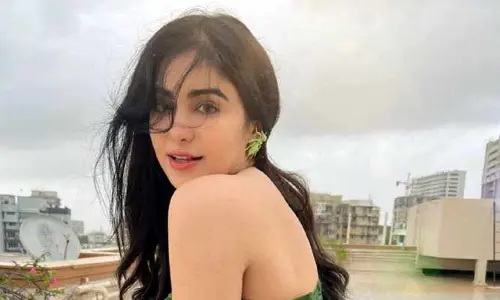 Adah Sharma: బాక్సాఫీస్ నెంబర్ల్ లెక్కపెట్టుకుంటే అంతే ఇక.. కలెక్షన్లపై హీరోయిన్ షాకింగ్ కామెంట్స్