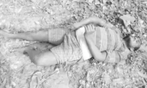 చెట్టును ఢీ కొట్టి బైక్.. వ్యక్తి మృతి