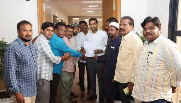 నిబంధనలకు విరుద్ధంగా ప్రెస్ క్లబ్ నిర్వహణ నిబంధనలకు విరుద్ధంగా ప్రెస్ క్లబ్ నిర్వహణ