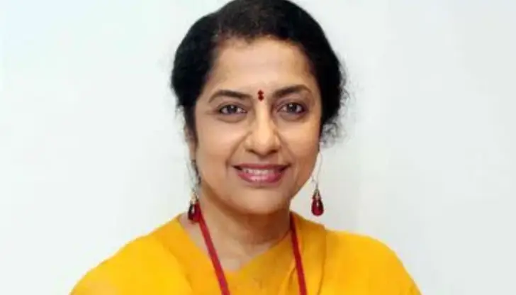 ఆ వ్యాధితో నరకం అనుభవిస్తున్న నటి.. పరువు పోతుందని !