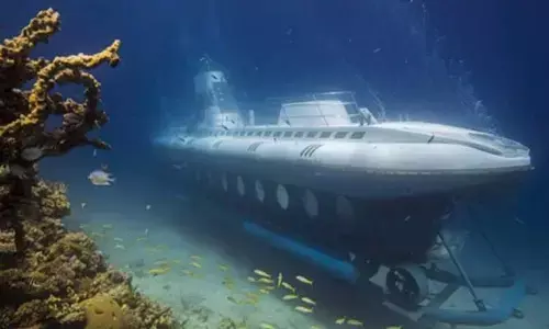 Submarine Accident : సముద్రంలో మునిగిపోయిన టూరిస్ట్ సబ్ మెరైన్