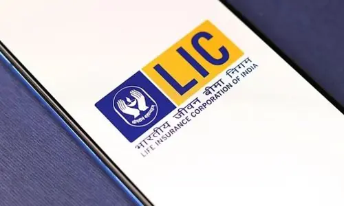 LIC: మణిపాల్ సిగ్నాలో వాటాను కొనుగోలు చేయనున్న ఎల్ఐసీ