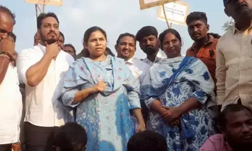 కర్నూలులో భూమా అఖిల ప్రియ ఆందోళన.. స్వల్ప ఉద్రిక్తత