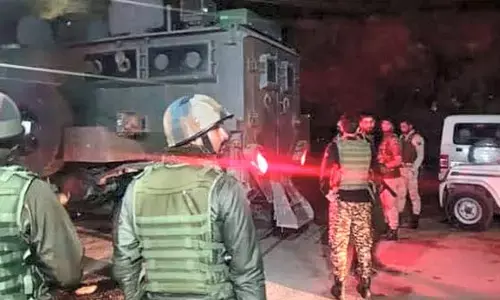 Terrorists: కశ్మీర్‌లో ఇద్దరు ఉగ్రవాదులు హతం.. కథువాలో ఎదురు కాల్పులు