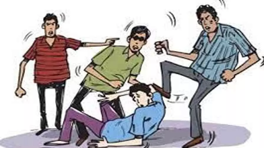 ప్రభుత్వ మెడికల్ కాలేజీలో ర్యాగింగ్ కలకలం.. ఎక్కడంటే..? ప్రభుత్వ మెడికల్ కాలేజీలో ర్యాగింగ్ కలకలం.. ఎక్కడంటే..?