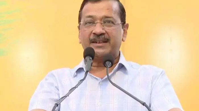 Kejriwal: ఆప్ చీఫ్ కేజ్రీవాల్ పై కేసు నమోదు Kejriwal: ఆప్ చీఫ్ కేజ్రీవాల్ పై కేసు నమోదు