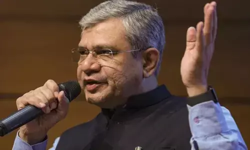 PLI Scheme: నాన్‌ సెమీ కండక్టర్‌ ఎలక్ట్రానిక్ కాంపోనెంట్ల తయారీకి పీఎల్ఐ స్కీమ్‌ వర్తింపు
