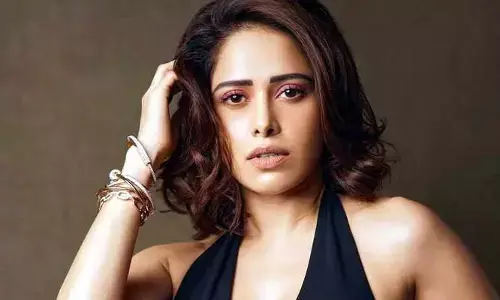 Nushrat Bharucha : స్టేజ్‌పై బలుపు చూపించిన బాలీవుడ్ బ్యూటీ.. ఏకిపారేస్తున్న నెటిజన్లు