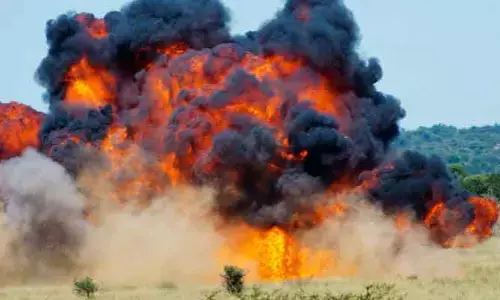 IED Blast: బీజాపూర్ జిల్లాలో పేలిన ఐఈడీ.. స్పాట్‌లోనే ఇద్దరు చిన్నారులు మృతి