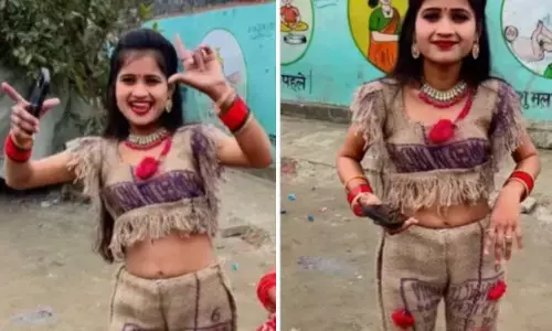 Viral Video: గోనీ సంచితో డ్రెస్సు.. ఈ అమ్మాయి ఇరగదీసిందిగా
