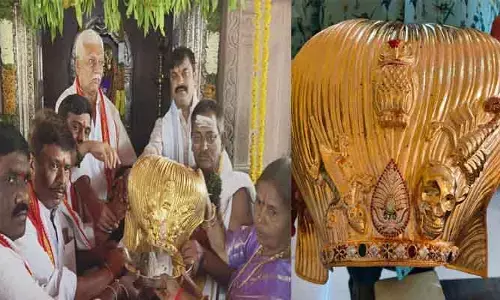 జోగులాంబ అమ్మవారికి బంగారు కిరీటం బహుకరణ.. ఎన్ని కేజీలు ఉందో తెలుసా..?