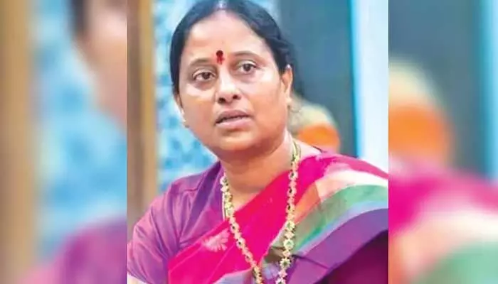 ఆర్థిక సహకారం కూడా అందిస్తా.. మంత్రి కీలక ప్రకటన ఆర్థిక సహకారం కూడా అందిస్తా.. మంత్రి కీలక ప్రకటన