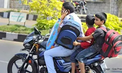 📵Hello Yama.. సెల్‌ఫోన్ డ్రైవింగ్ చేస్తున్నా.!