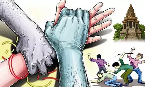 మహిళ నోట్లో మూత్రం పోసి.. 9 మంది మద్యం తాగుతూ రాత్రంతా అత్యాచారం!?