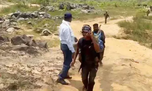 Encounter: ఛత్తీస్‌గఢ్‌లో మరో భీకర ఎన్‌కౌంటర్.. మావోయిస్టు అగ్రనేత మృతి