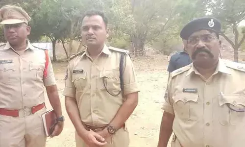 అత్యాచార ఘటన స్థలాన్ని పరిశీలించిన ఎస్పీ