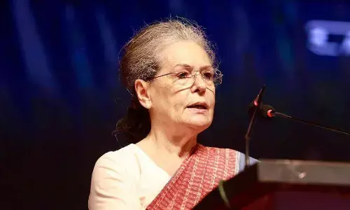 ఎడ్యుకేషన్ పాలసీ మతతత్వాన్ని పెంచుతోంది