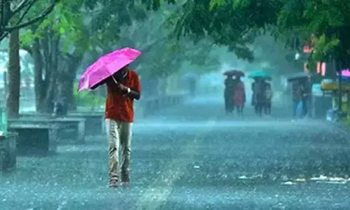 బలహీనపడిన అల్పపీడనం.. నేడు, రేపు ఈ జిల్లాల్లో మోస్తరు వర్షాలు