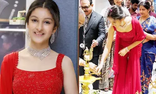 Sitara: ‘పంజాగుట్టలో అతిపెద్ద స్టోర్ ప్రారంభోత్సవానికి హాజరైనందుకు సంతోషంగా ఉంది’.. ఆకట్టుకుంటోన్న సితార పోస్ట్