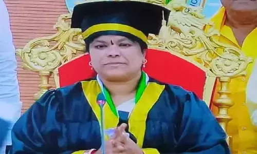 మేయర్‌పై అవిశ్వాసం.. 19న బల పరీక్ష