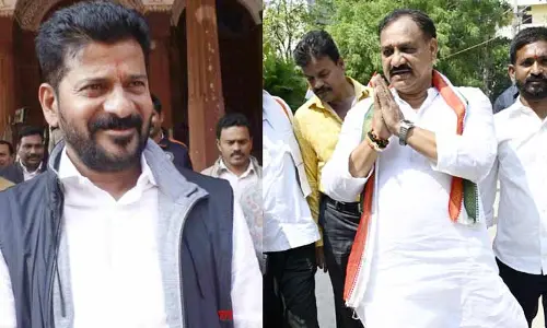 ఢిల్లీకి బయలుదేరిన టీపీసీసీ చీఫ్ . ఆల్రెడీ చేరుకున్న CM రేవంత్