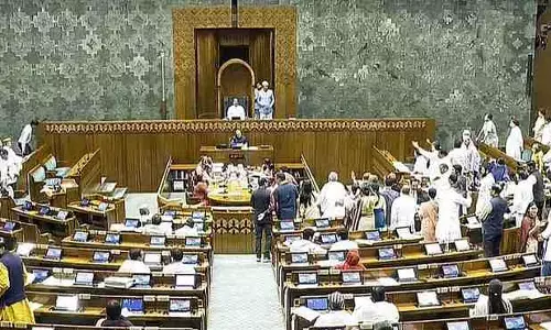 Waqf bill: రేపు లోక్‌సభ ముందుకు వక్ఫ్ బిల్లు.. వెల్లడించిన కేంద్రం