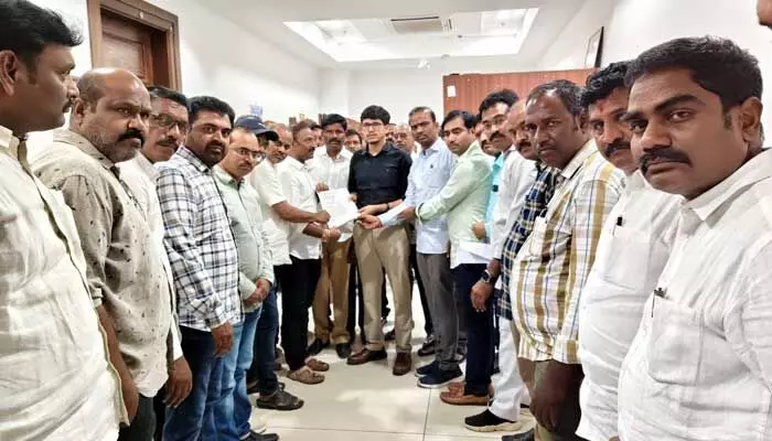 రెవెన్యూ ఉద్యోగుల ఎన్నికల బదిలీలు పూర్తి చేయండి : ట్రెసా రెవెన్యూ ఉద్యోగుల ఎన్నికల బదిలీలు పూర్తి చేయండి : ట్రెసా