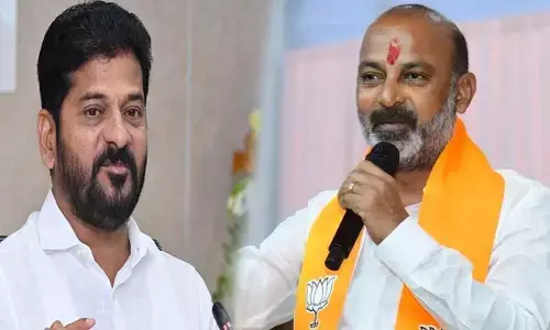 Bandi Sanjay: బీసీ రిజర్వేషన్లపై డైలాగ్ వార్.. రేవంత్ రెడ్డికి బండి సంజయ్ కౌంటర్