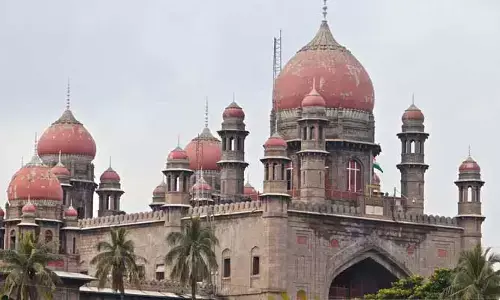 High Court : వక్ఫ్ సవరణ బిల్లుపై పిల్.. హైకోర్ట్ సంచలన నిర్ణయం