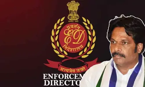 ED Raids: మాజీ ఎంపీకి బిగ్ షాక్.. విశాఖలోని పలు ఇళ్లలో ఈడీ సోదాలు