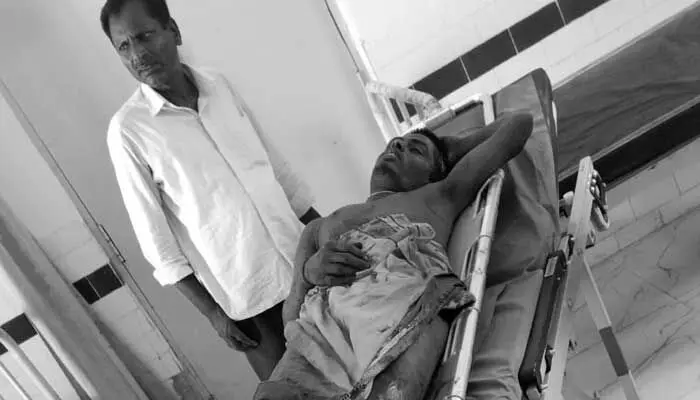 Suspicious Death: బాసర పుణ్యక్షేత్రంలో దారుణం.. వేద విద్యార్థి అనుమానాస్పద మృతి Suspicious Death: బాసర పుణ్యక్షేత్రంలో దారుణం.. వేద విద్యార్థి అనుమానాస్పద మృతి