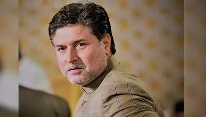 AIMIM: స్థానిక సంస్థల ఎమ్మెల్సీ కోటా ఎన్నిక.. ఎంఐఎం అభ్యర్థిగా మీర్జా రియాజ్ ఉల్ హసన్ AIMIM: స్థానిక సంస్థల ఎమ్మెల్సీ కోటా ఎన్నిక.. ఎంఐఎం అభ్యర్థిగా మీర్జా రియాజ్ ఉల్ హసన్