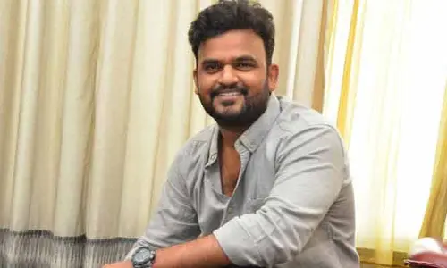 ఇలాంటి పనులు చేసే ముందు మినిమమ్ కామన్ సెన్స్ వాడండి.. డైరెక్టర్ సంచలన ట్వీట్
